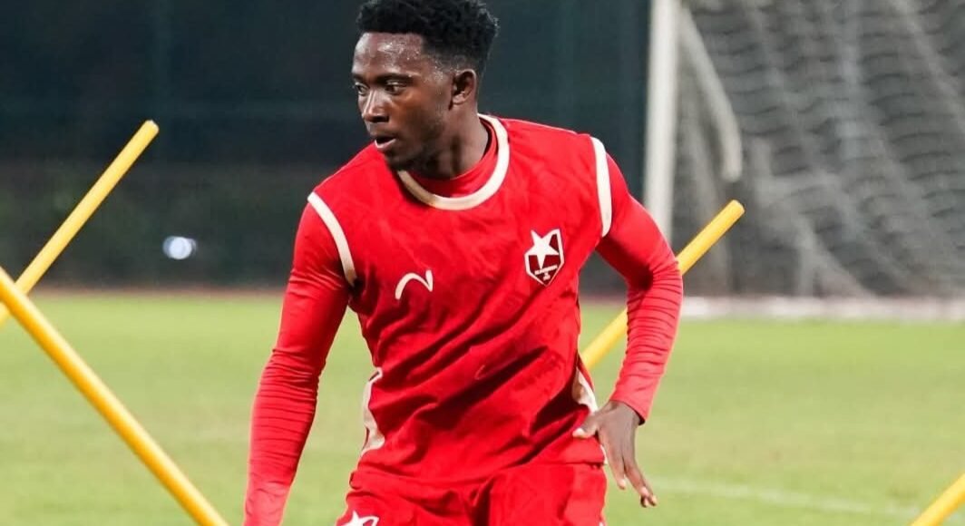 غضب جماهيري في المريخ السوداني بعد تعثر صفقات الأجانب