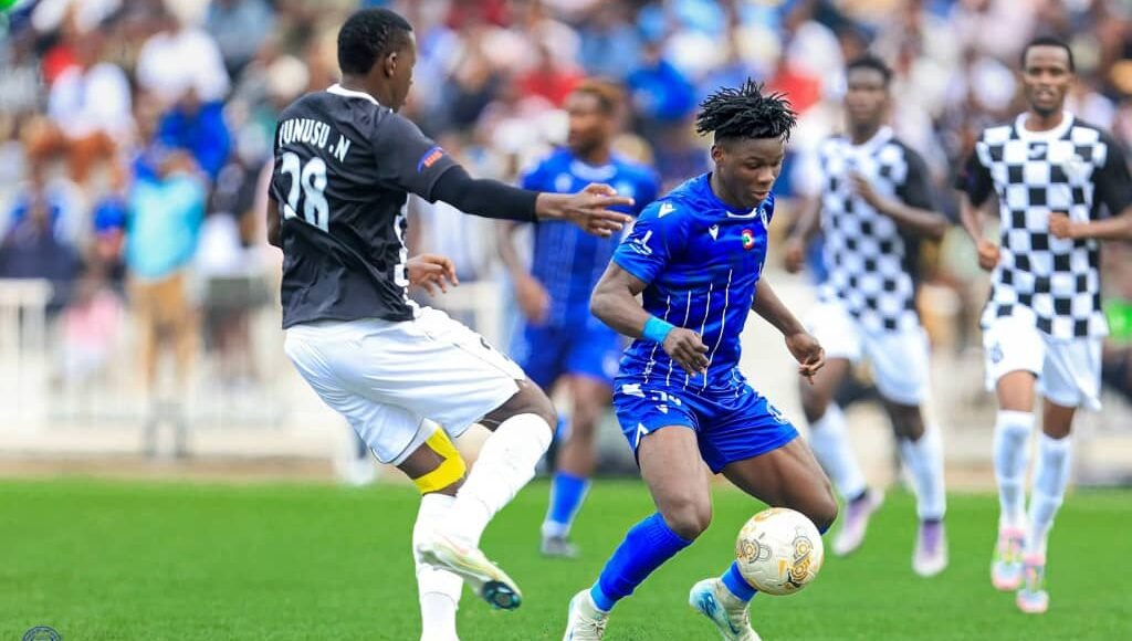 الهلال يسعى للتعويض والانفراد بالصدارة في مواجهة غوريلا الرواندي