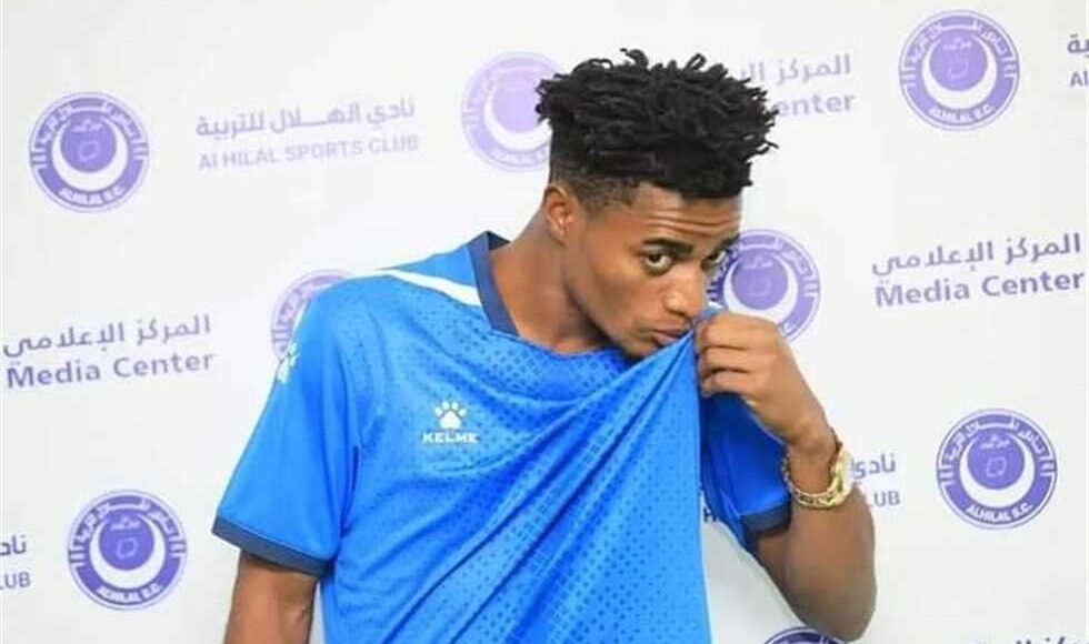 مدافع الهلال السوداني يقتحم التشكيلة المثالية لدوري أبطال أفريقيا