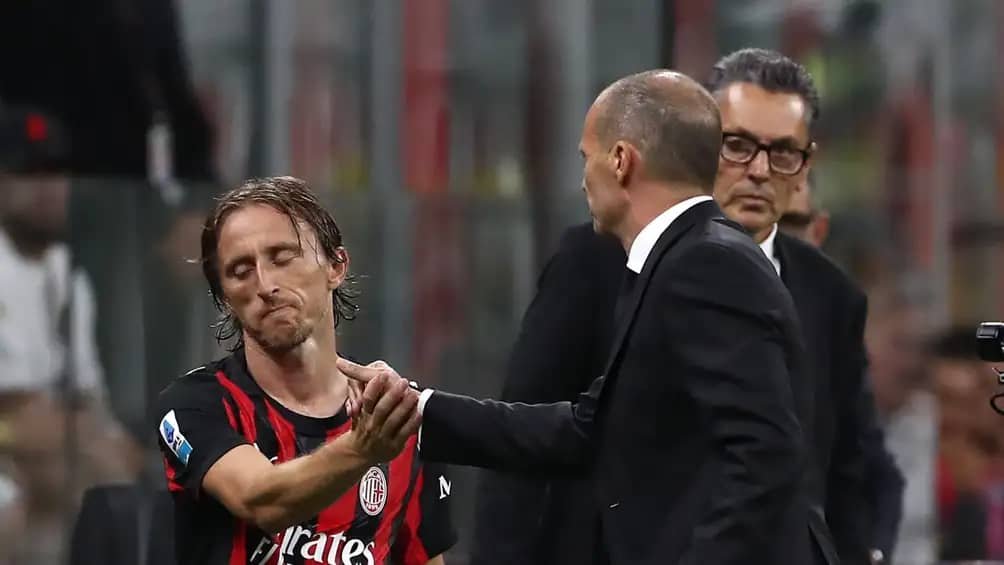 لوكا مودريتش يصنع المعجزات في سن الأربعين